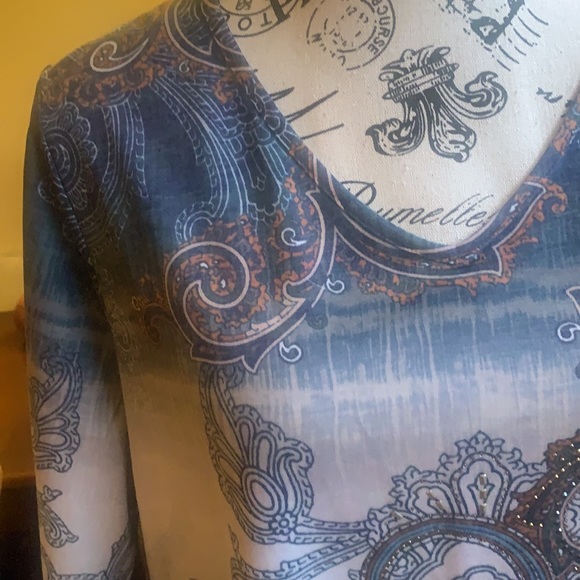 Avenue - Picture 4 of 7